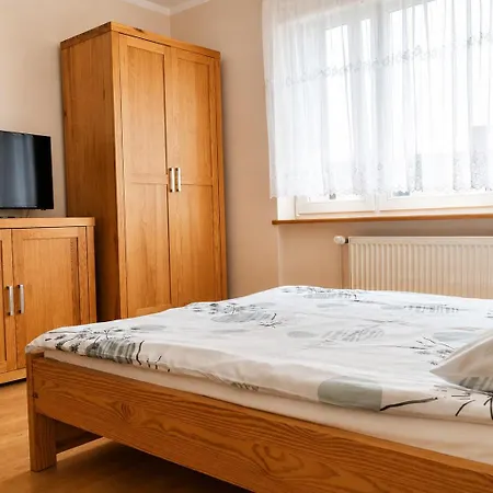 W Nadmorskiej Miejscowosci Pietro Appartement